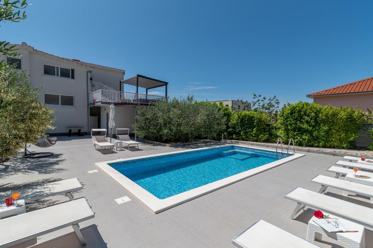 טרוגיר Apartmani Ville Vengo מראה חיצוני תמונה