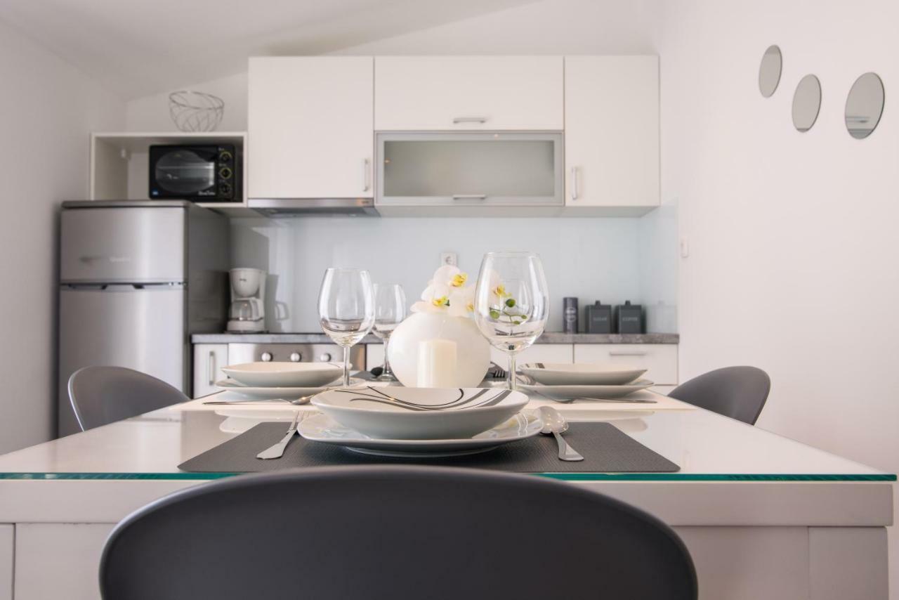 טרוגיר Apartmani Ville Vengo מראה חיצוני תמונה