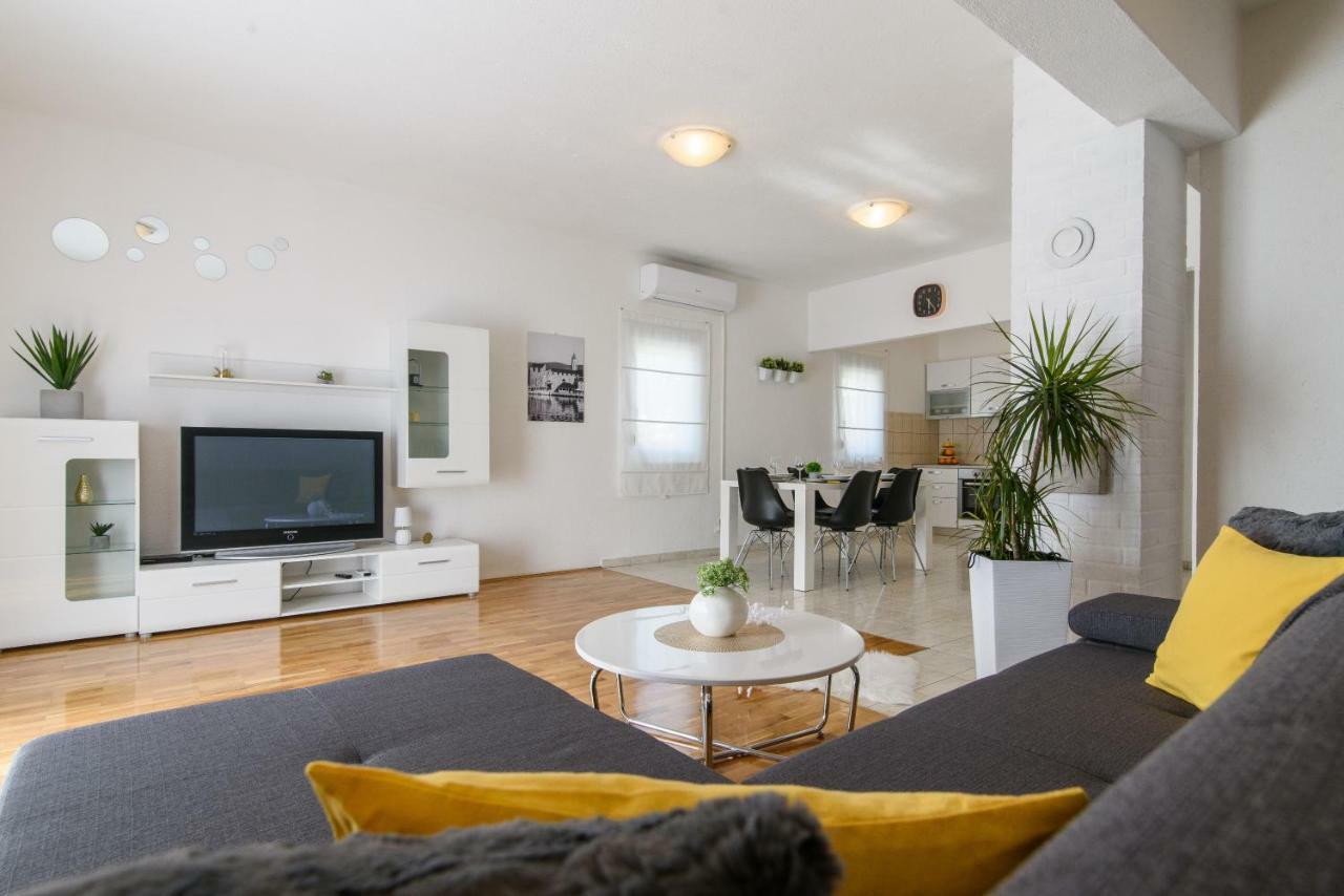 טרוגיר Apartmani Ville Vengo מראה חיצוני תמונה